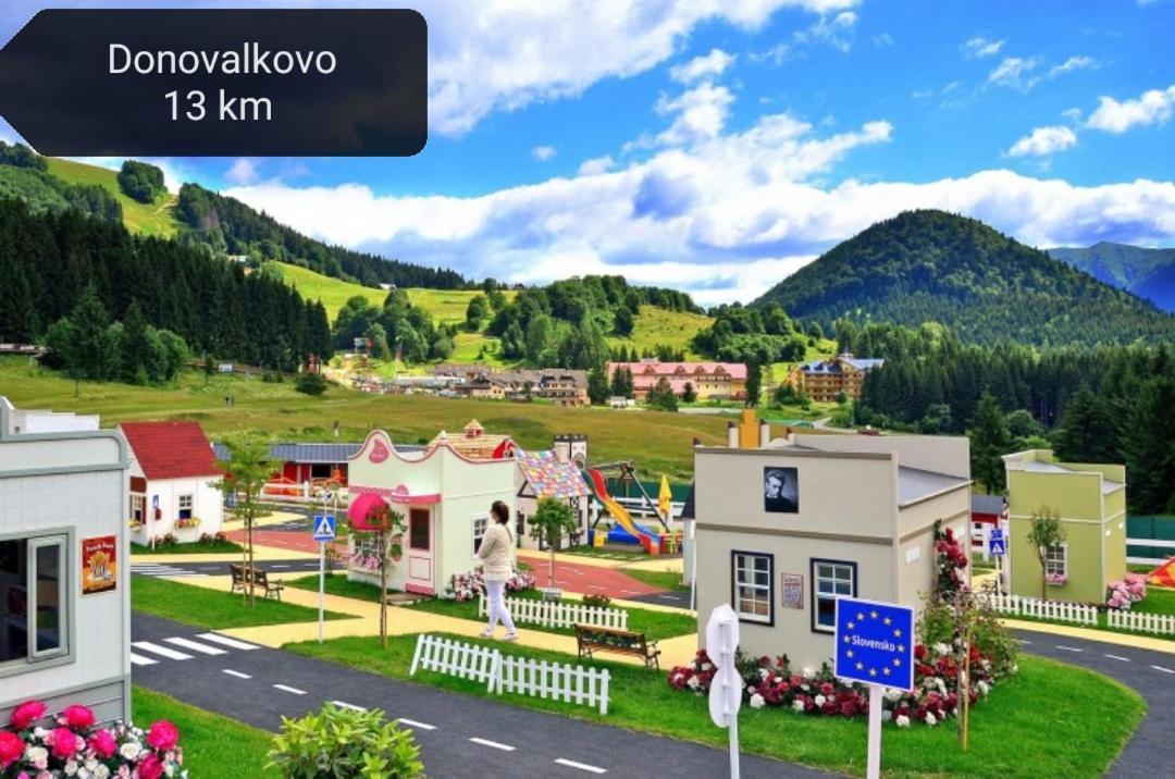 Chata Liptov v záhradách Liptovská Osada Exterior foto